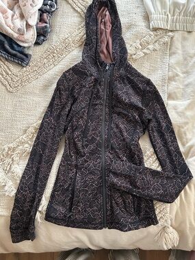 Lululemon Black Floral Print Zip-Up Hoodie